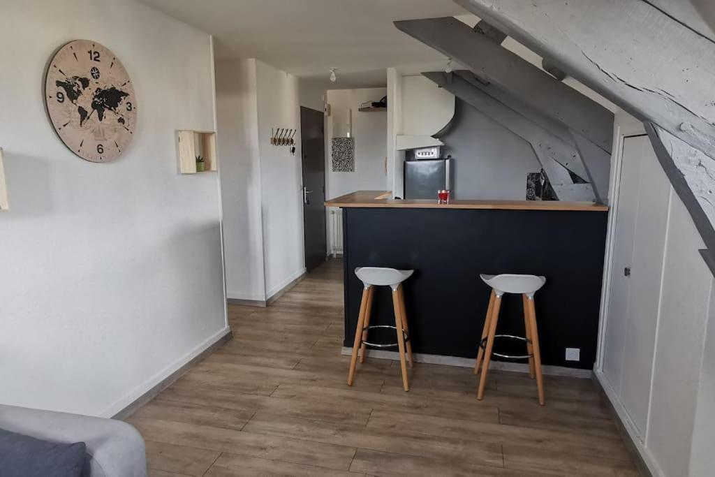 Apt Cozy Refait A Neuf A 5Min Du Centre Ville Saint-Hilaire-du-Harcouët Zewnętrze zdjęcie